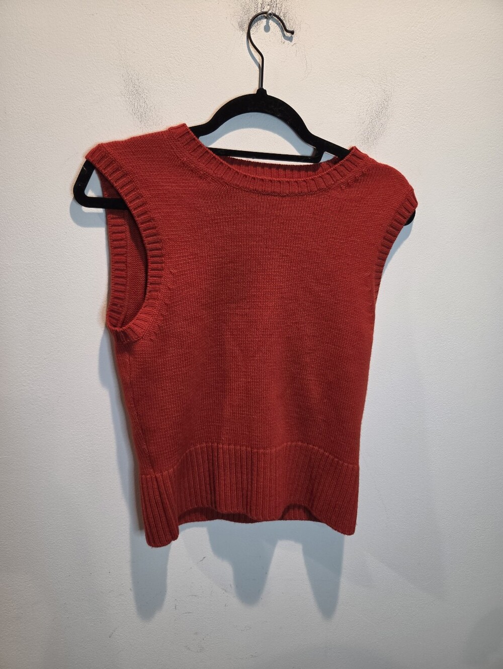 Ann Taylor Size S Wool Blood Orange Sweater Vest